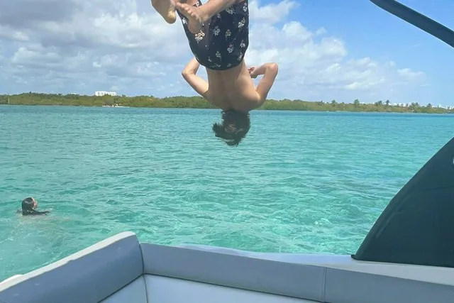 Miami Boat Rental with Champagne & Sandbars - Image 6
