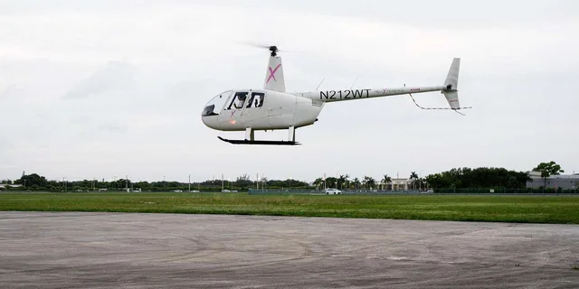 Miami Helicopter Tour Over Hard Rock and Beaches - Image 6