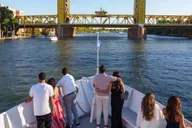 Sacramento City Cruise Sights and Sips thumbnail 1