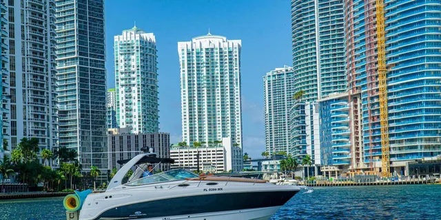 Miami Private Boat Cruise - Image 3
