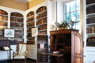Charleston Walking Tour with Edmondston-Alston House thumbnail 2