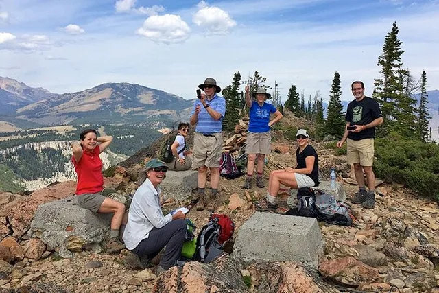 Yellowstone Bunsen Peak Hike - Image 3
