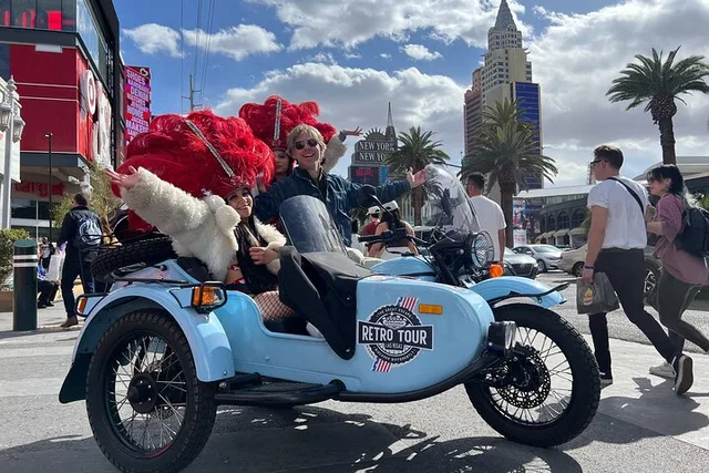 Las Vegas Strip Tour by Vintage Sidecar - Image 4