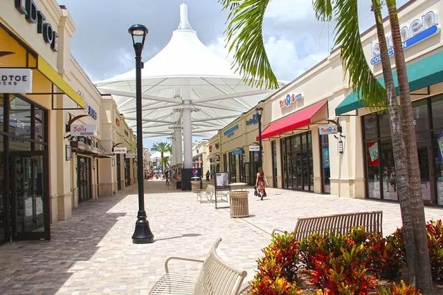 Miami Beach Shopping Shuttle to Sawgrass Mills - Image 3