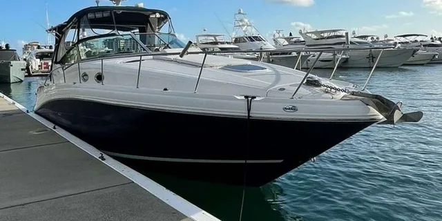 Miami Boat Rental 37-Foot Sundancer 4 hr - Image 3