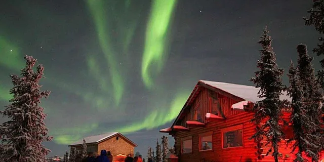 Fairbanks Aurora Viewing Lodge Tour - Image 4
