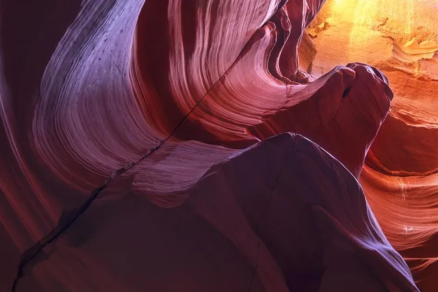 Page Antelope Canyon X Tour - Image 5