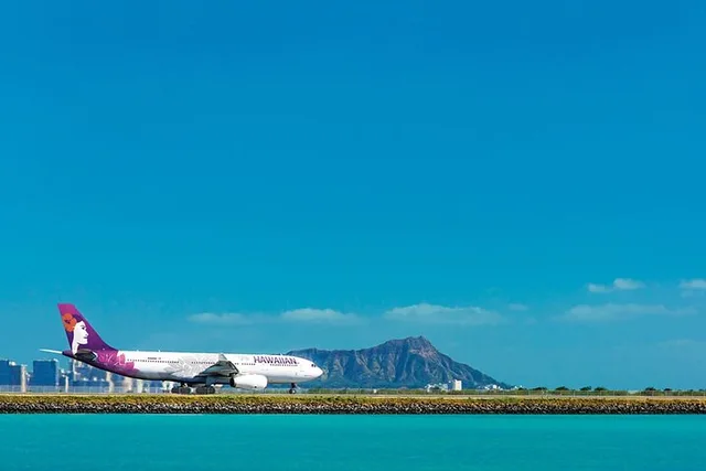 Honolulu Airport & Waikiki Hotels Private Transfer - Image 1