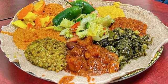 Washington DC Food and History Walking Tour - Image 5