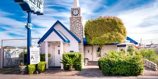 Las Vegas Wedding at Graceland Chapel