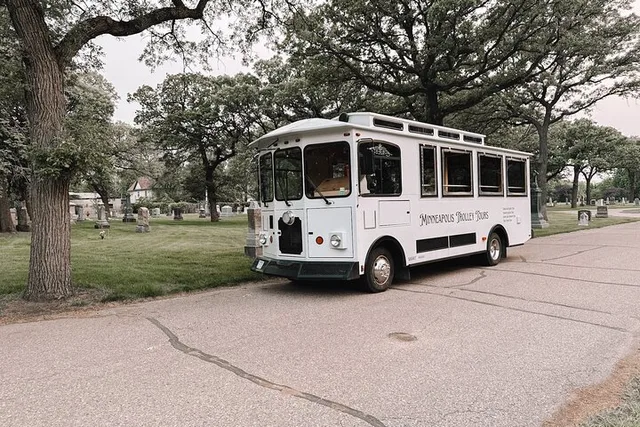 Minneapolis Ghost Hunt Tour 90 min - Image 2