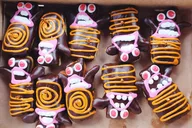 Portland Donut Walking Food Tour thumbnail 2