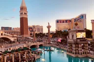 Las Vegas Strip Walking Tour thumbnail 5