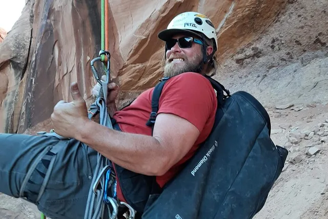 Moab Rappelling Adventure: Medieval Chamber Slot Canyon - Image 4