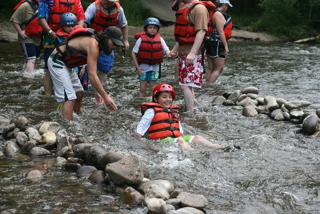Hartford Whitewater Rafting on Lower Pigeon River - Image 3