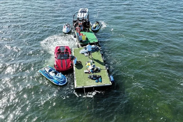 Miami Jet Car Experience on Biscayne Bay - Image 5
