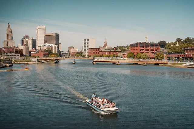 Providence Historic Narrated Boat Tour - Image 6