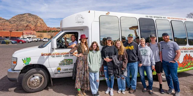 Sedona Grand Canyon Tour with Local Guides - Image 1
