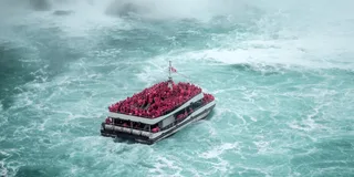 New York City Niagara Falls Day Tour with Maid of the Mist