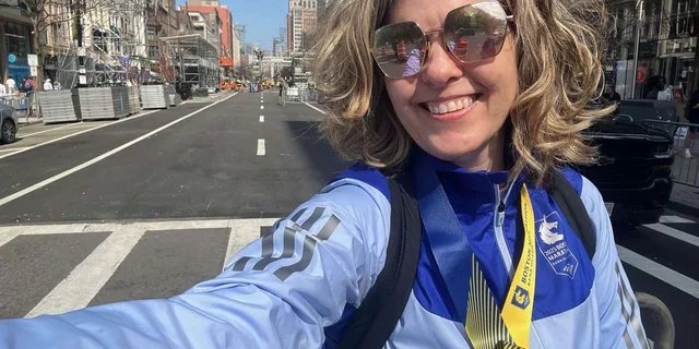 Boston Walking Tour of Marathon Finish Line and Fenway Park - Image 6