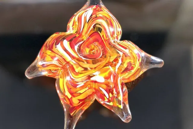 Ka'anapali Glassblowing Lesson - Image 6