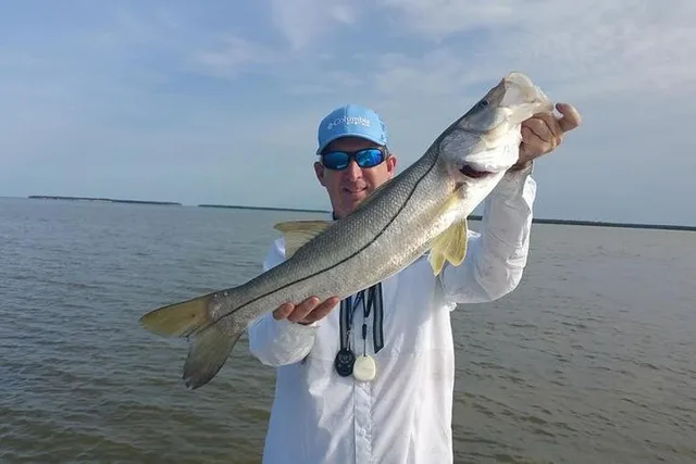Marco Island Inshore Fishing Charter - Image 6