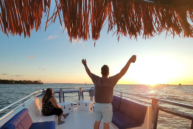 Fort Myers Beach Boat Tour for Up to 12 People - Image 1