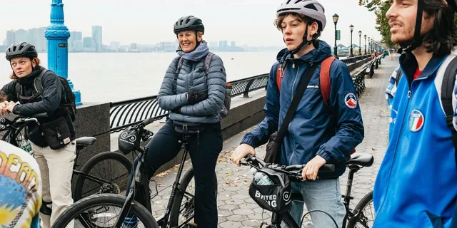 New York City Radical and Weird History Bike Tour - Image 5