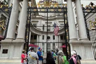 New York City Fifth Avenue Gilded Age Mansions Walking Tour thumbnail 4