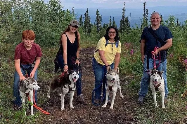 Fairbanks Husky Hiking Tour - Image 5