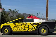 Los Angeles Cybertruck Driving Tour 30 Min thumbnail 1