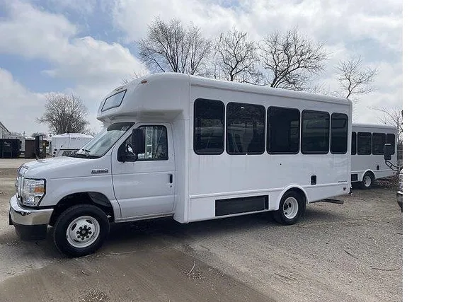 Houston Shuttle Transfer - Image 4