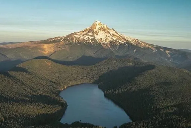 Portland Air Tour of Mount Hood and Columbia River Gorge - Image 6