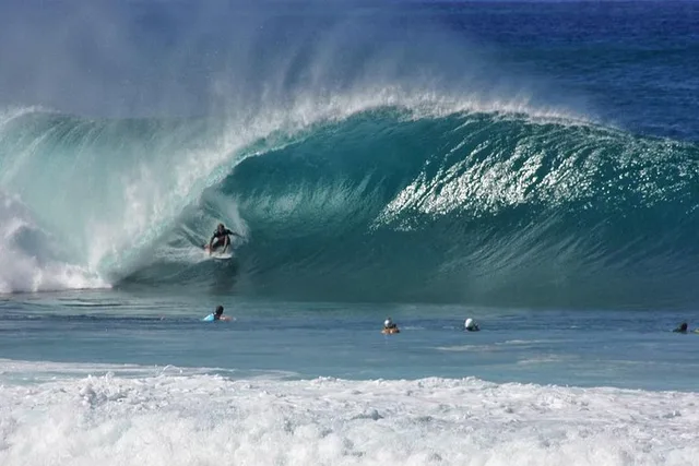 Oahu Private Custom Tour for 6 to 11 People - Image 3
