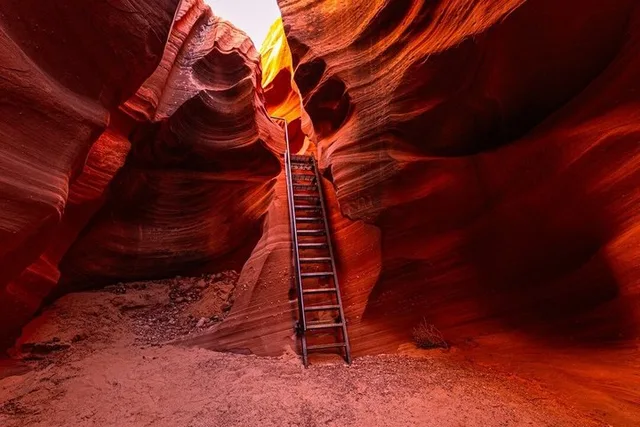 Page Waterhole Canyon Tour - Image 4