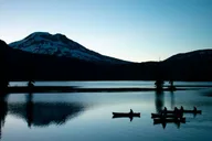 Bend Moonlight and Starlight Canoe Tour thumbnail 3