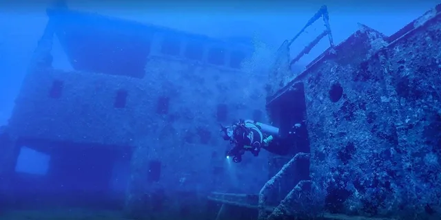 Key West Vandenberg Wreck Dive 4.5 hr - Image 6