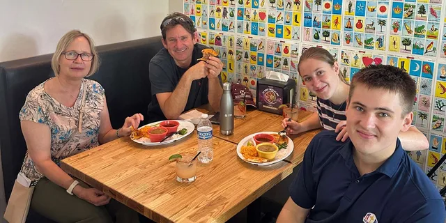 Houston Downtown Food Tour with Tastings - Image 5