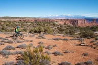 Moab Mountain Biking Tour at Dead Horse Point thumbnail 5