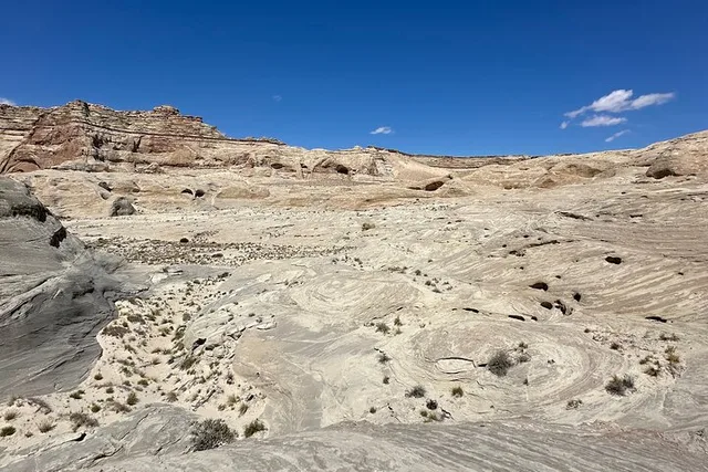 Lake Powell Kayaking and Hike - Image 6