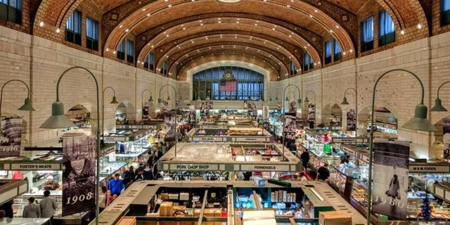 Cleveland Ohio City Food Tour - Image 6