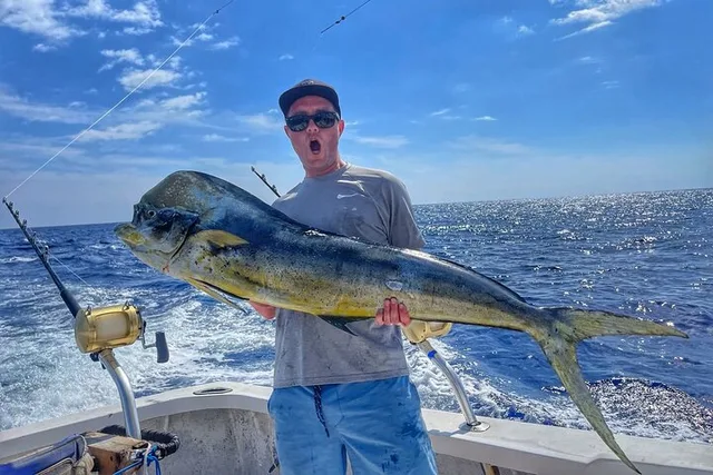 Kona Private Sunset Fishing Charter 4 hr - Image 2