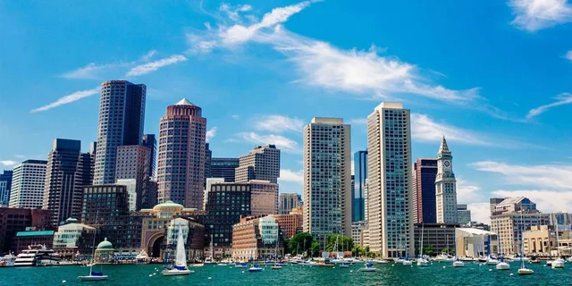 Boston Small Group Driving Tour with Harbor Cruise - Image 5