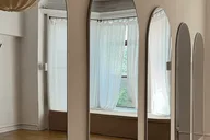 New York Yoga or Pilates Class in Historic Townhouse thumbnail 3