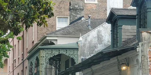 New Orleans French Quarter Voodoo Walking Tour 105 min - Image 4