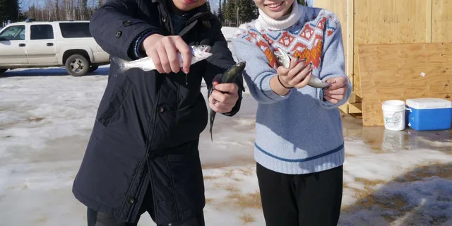 Fairbanks Aurora Ice Fishing Tour - Image 2