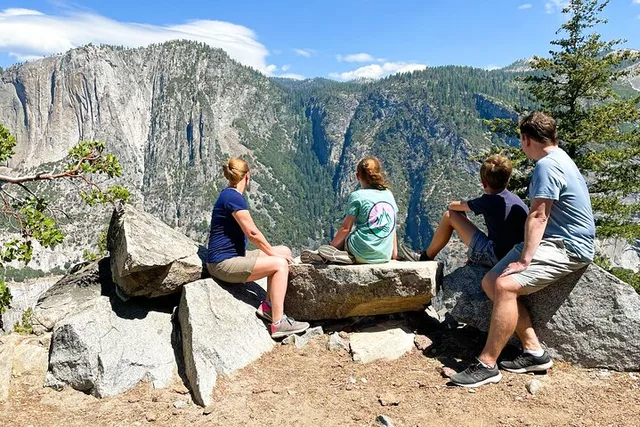 Yosemite Family Explorers Private Tour - Image 3