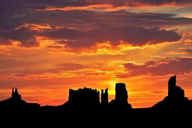 Sedona Monument Valley Day Trip - Image 1