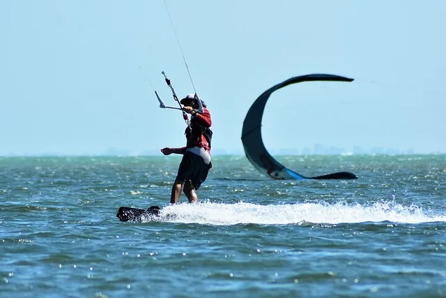 St. Petersburg Kiteboarding Lesson - Image 6