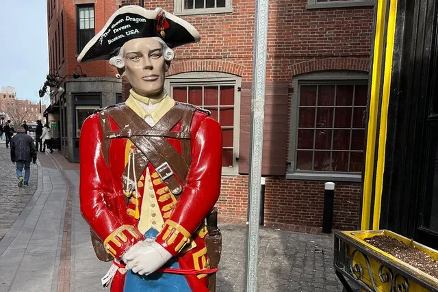 Boston Historic Pub Crawl 2 hr - Image 3